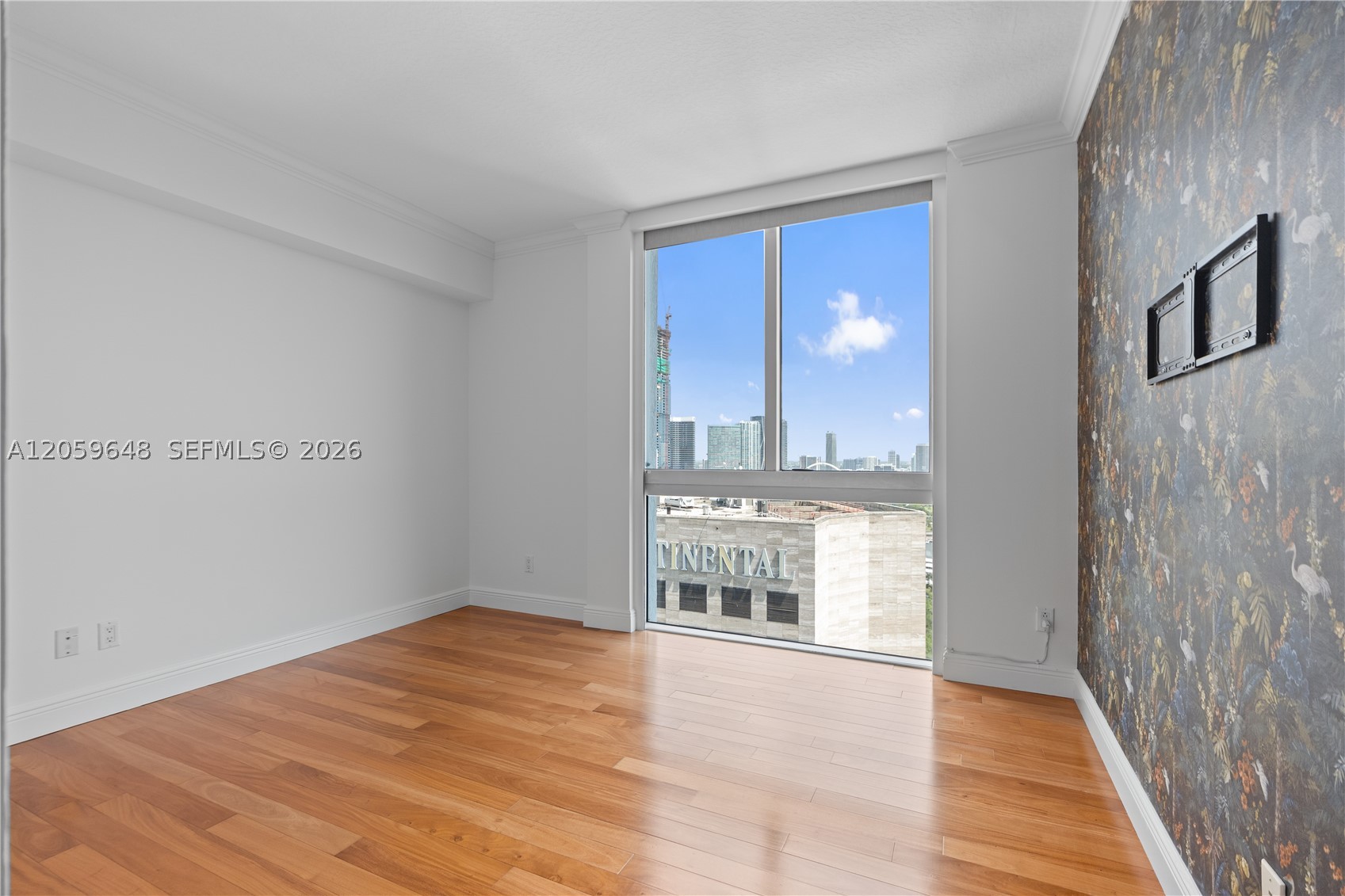 335 S Biscayne Blvd #4112, Miami FL 33131