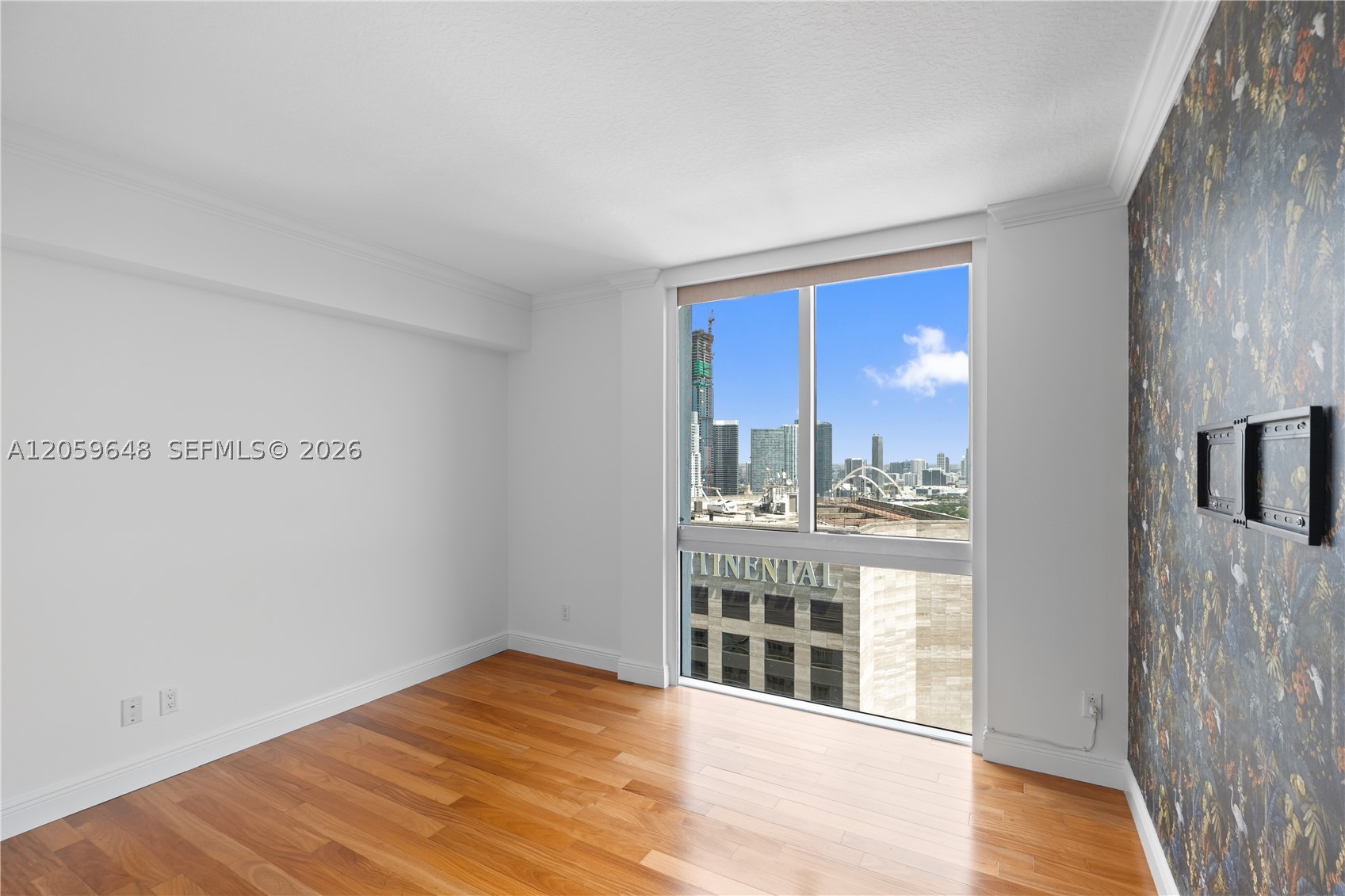 335 S Biscayne Blvd #4112, Miami FL 33131