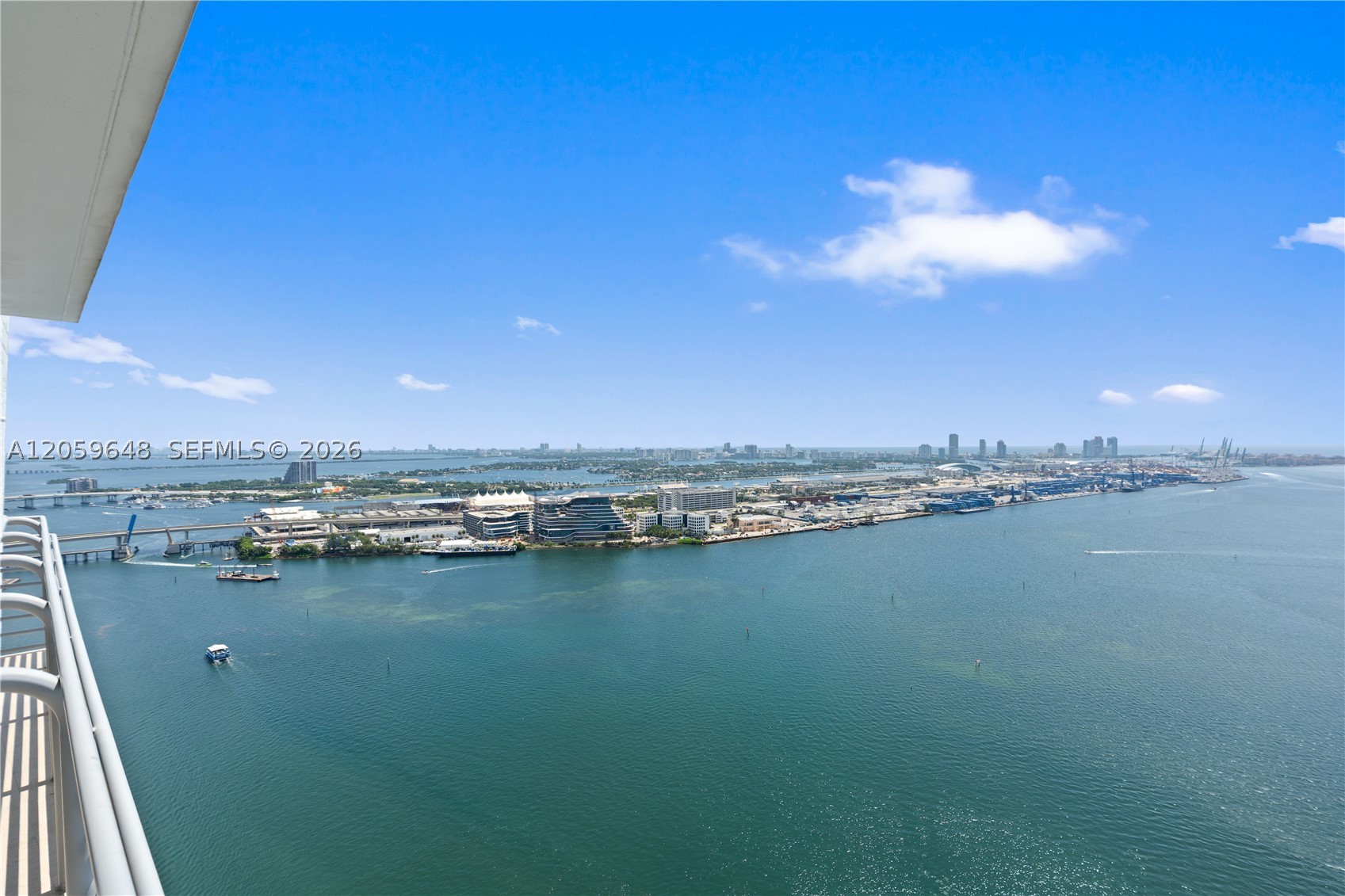 335 S Biscayne Blvd #4112, Miami FL 33131