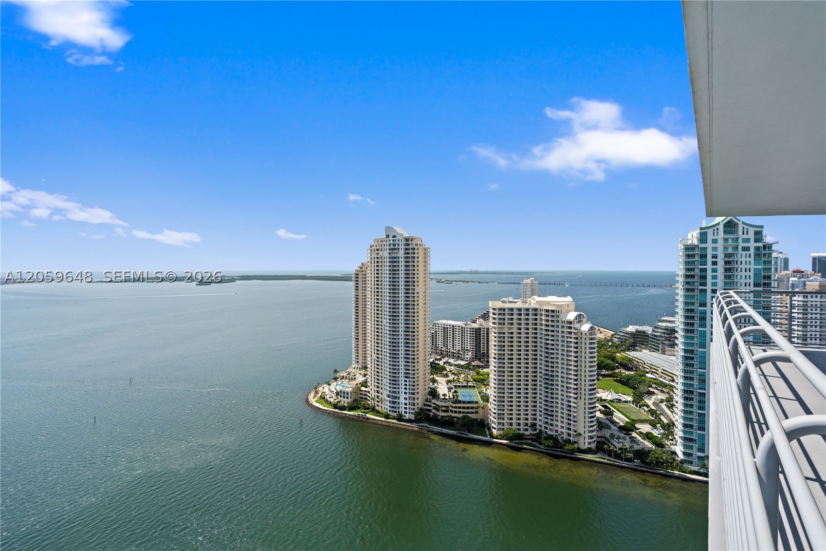 335 S Biscayne Blvd #4112, Miami FL 33131