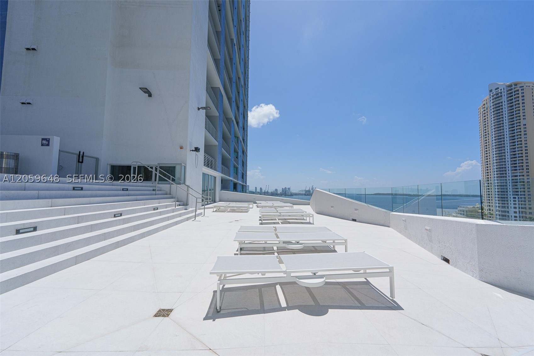335 S Biscayne Blvd #4112, Miami FL 33131