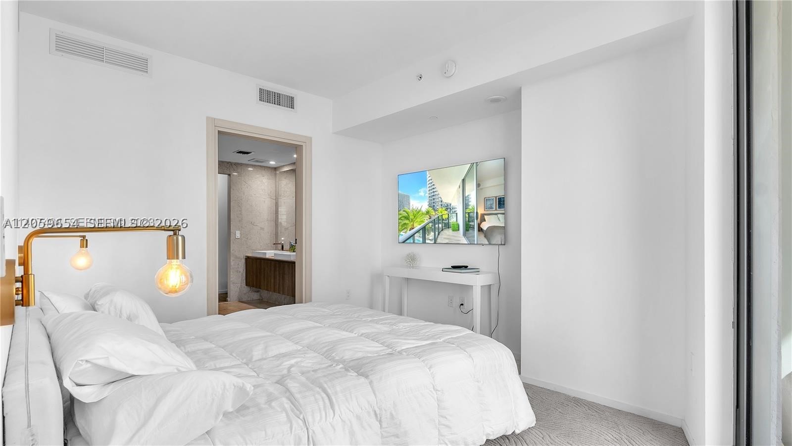 801 S Miami Ave #1102, Miami FL 33130