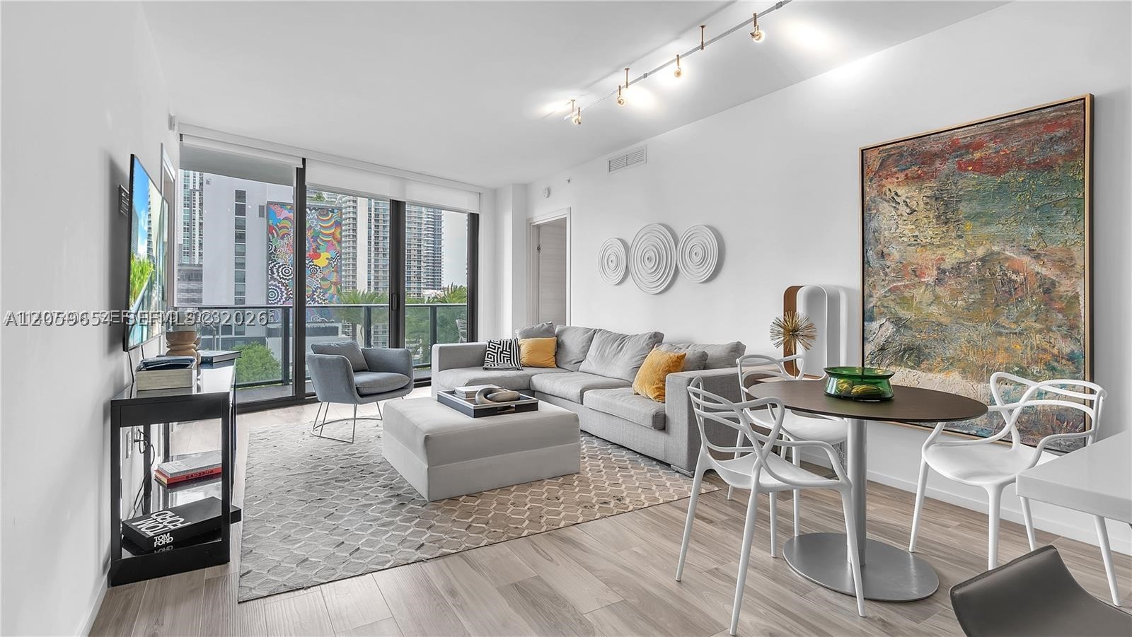 801 S Miami Ave #1102, Miami FL 33130