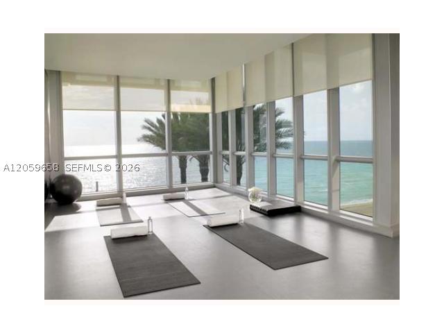 17121 COLLINS AV #2108, Sunny Isles Beach FL 33160