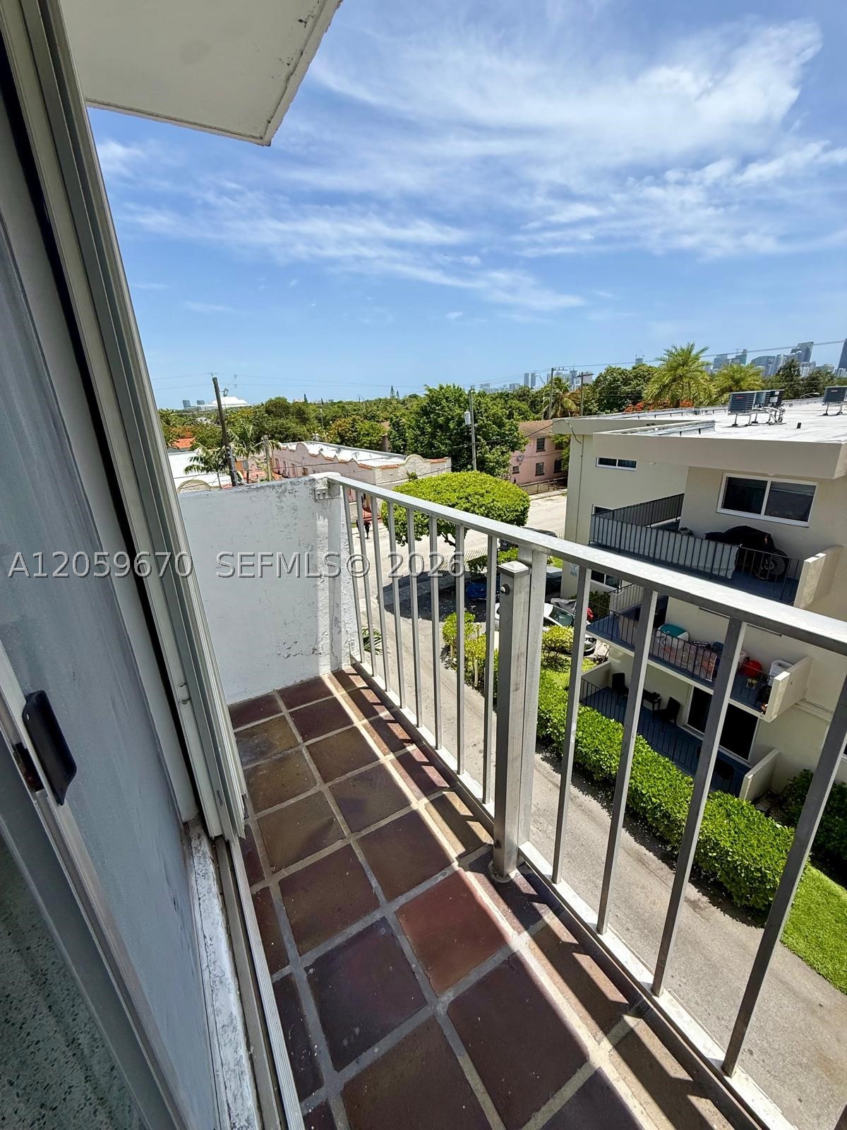 1736 SW 19th St #404, Miami FL 33145