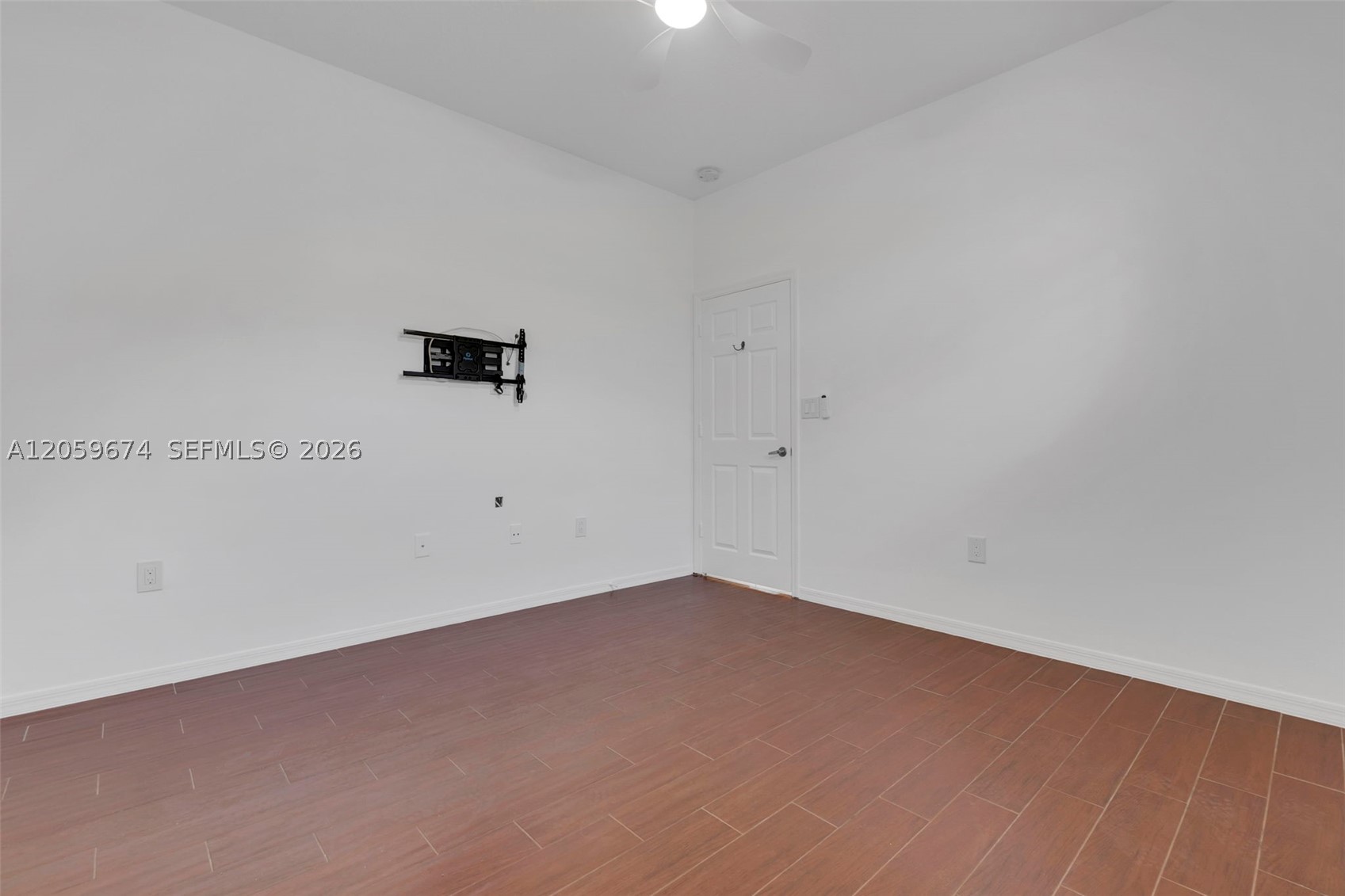 13746 NW 21st St, Pembroke Pines FL 33028