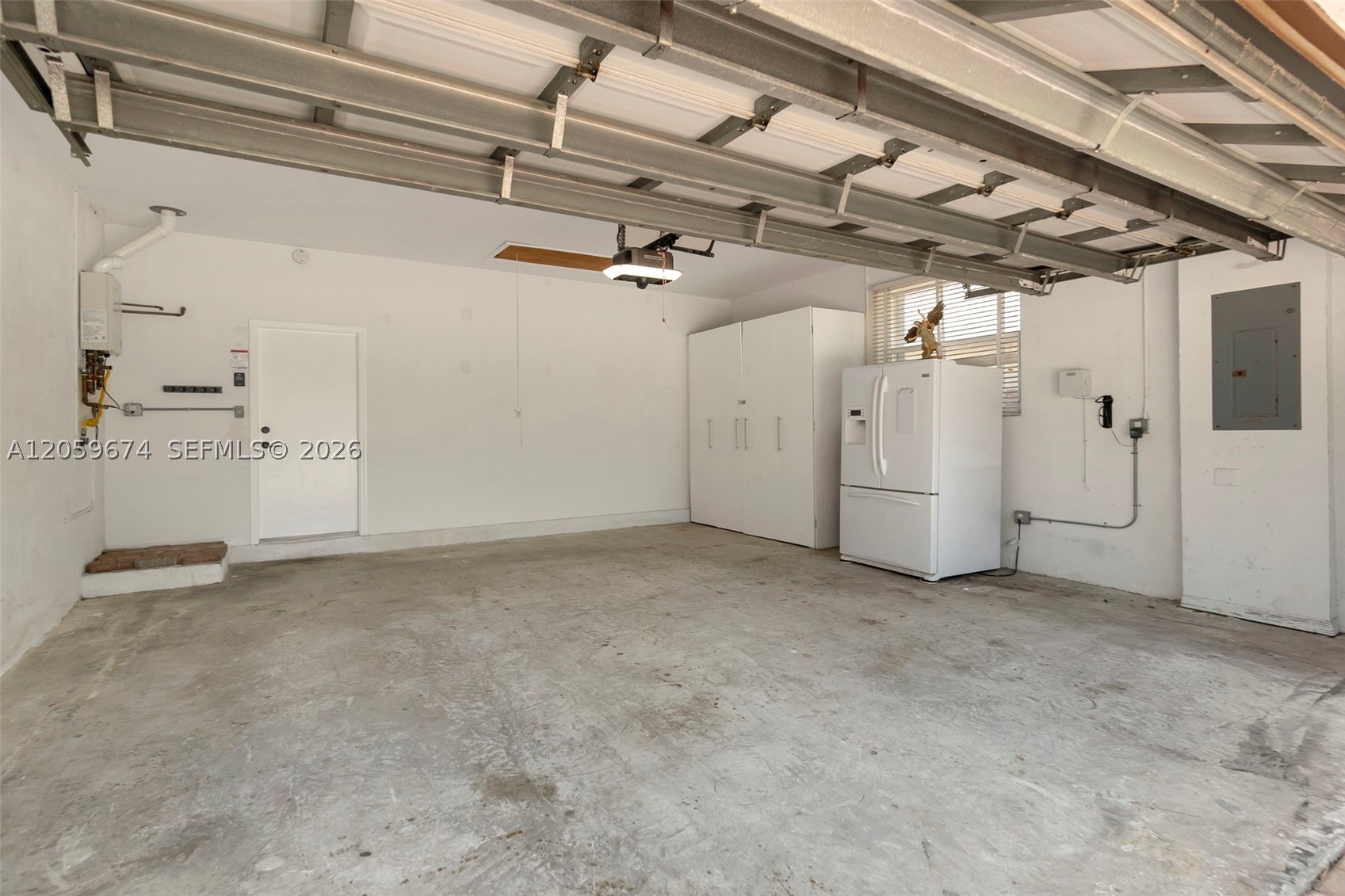 13746 NW 21st St, Pembroke Pines FL 33028