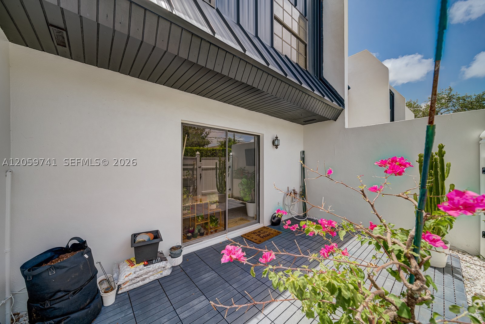 5555 Ludlam Rd #106, South Miami FL 33155