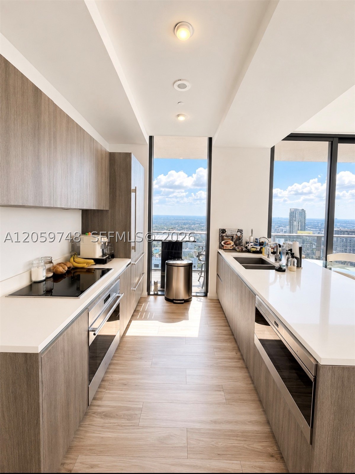 801 S Miami Ave #5509, Miami FL 33130