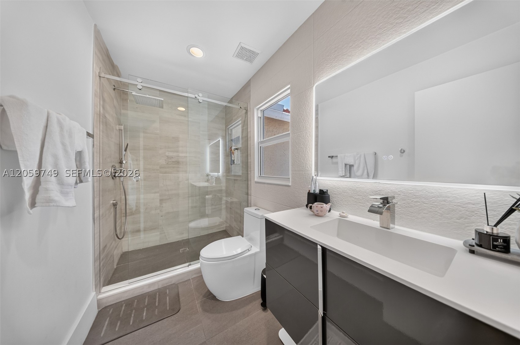 21007 NE 34th PL #21007, Aventura FL 33180