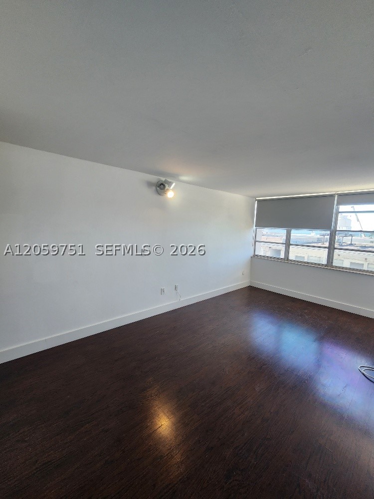 2016 Bay Dr #304, Miami Beach FL 33141