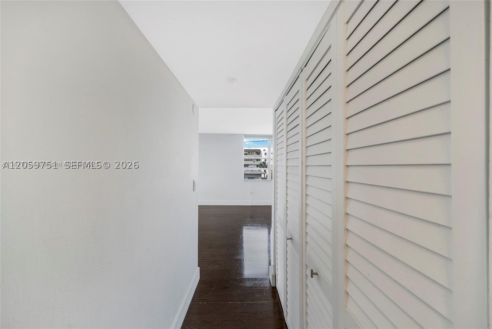 2016 Bay Dr #304, Miami Beach FL 33141
