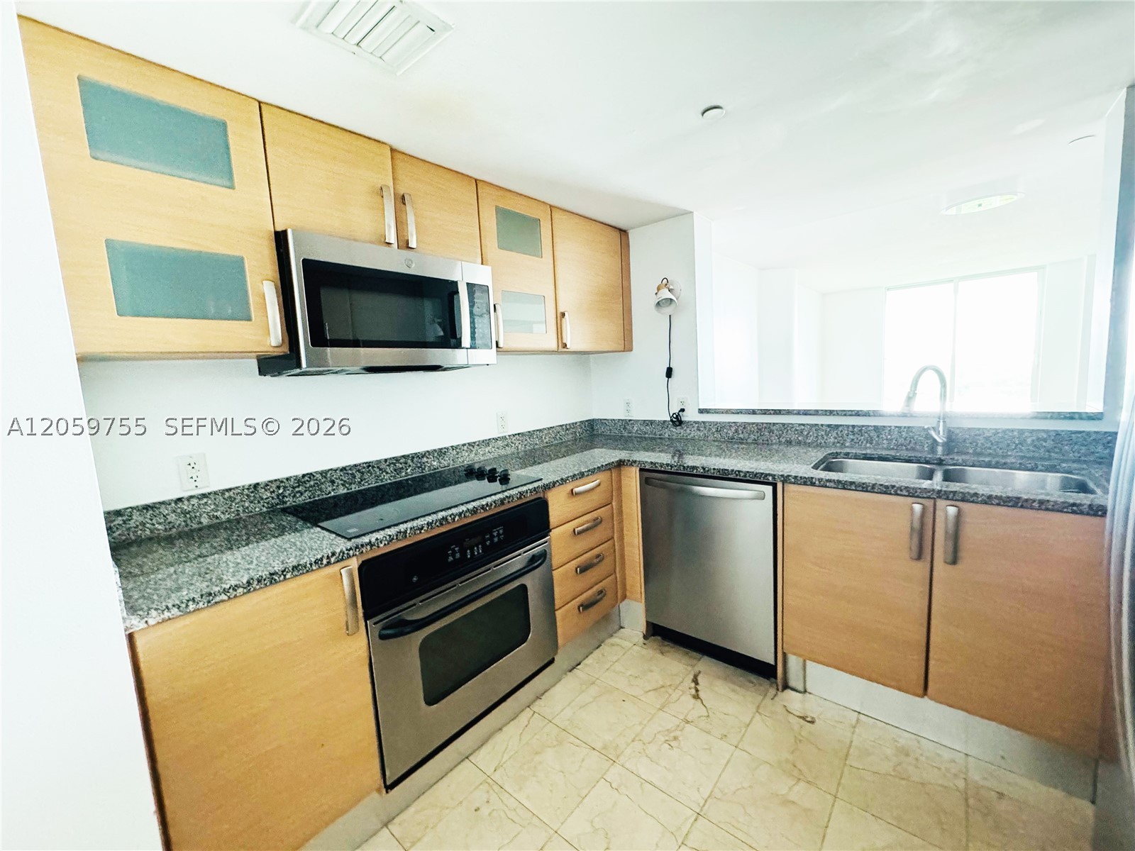 2101 Brickell Ave #801, Miami FL 33129