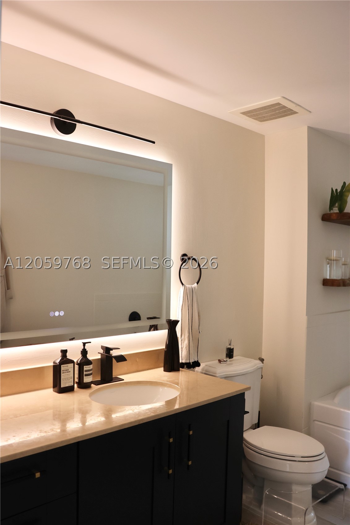 Coral Gables FL 33134 - A12059768