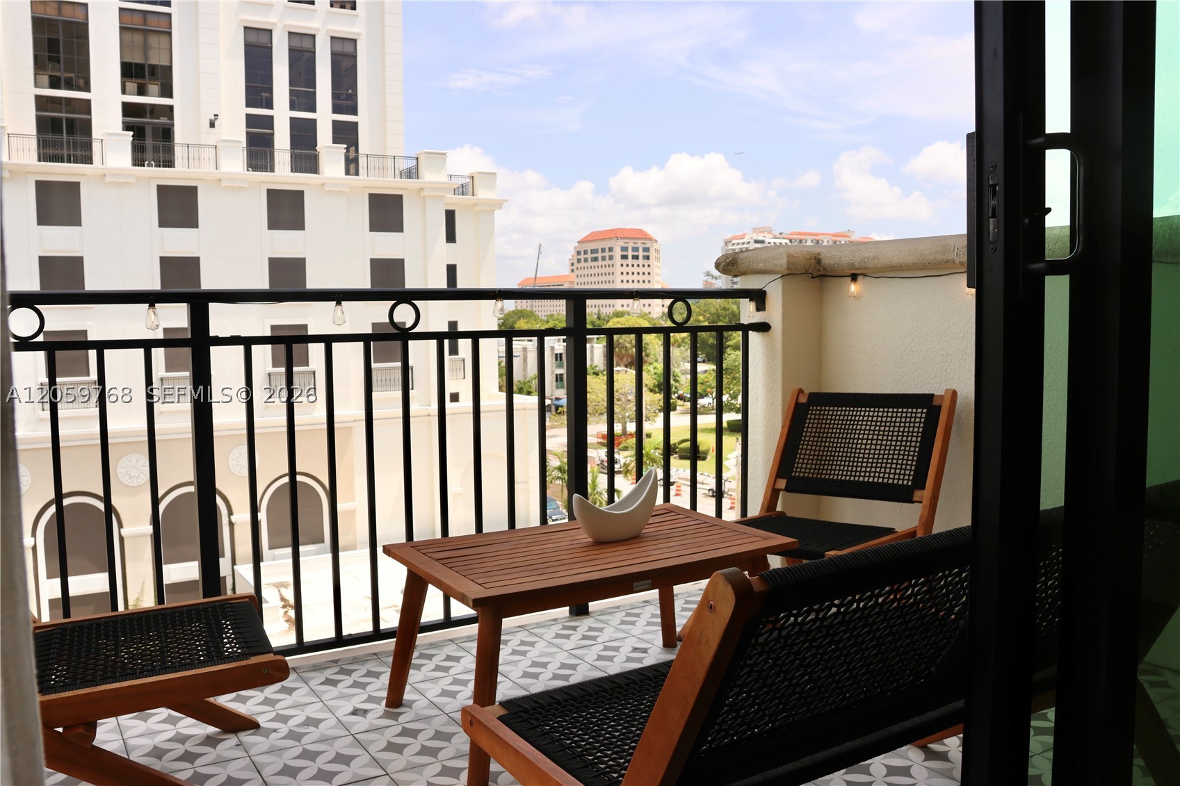 Coral Gables FL 33134 - A12059768