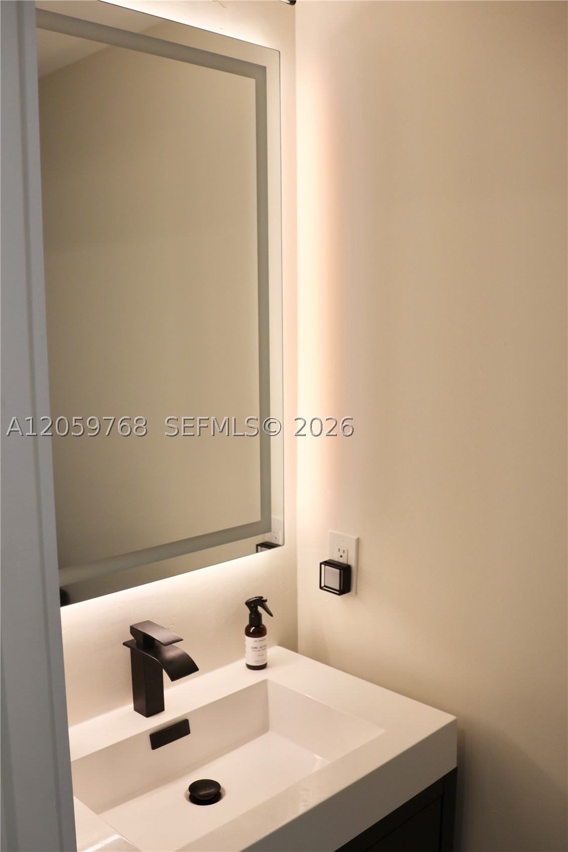 Coral Gables FL 33134 - A12059768