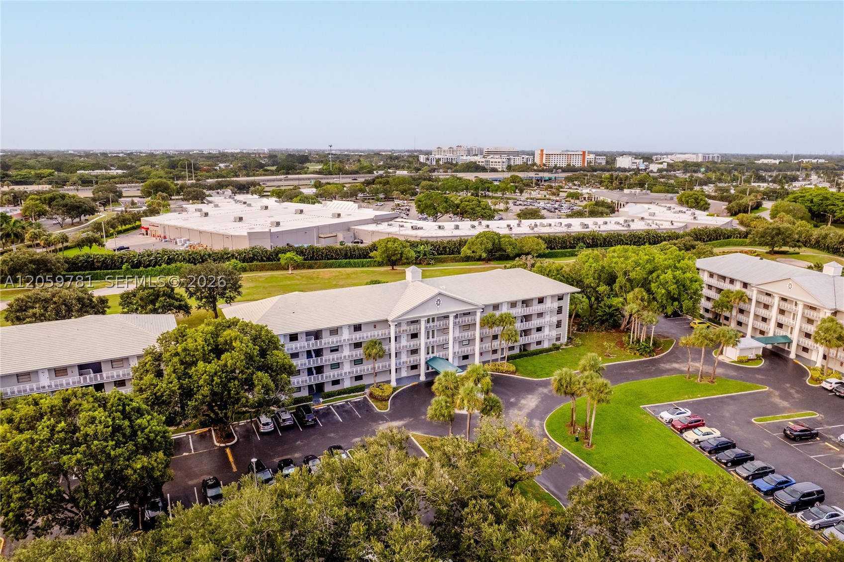 1508 S WHITEHALL #206, Davie FL 33324
