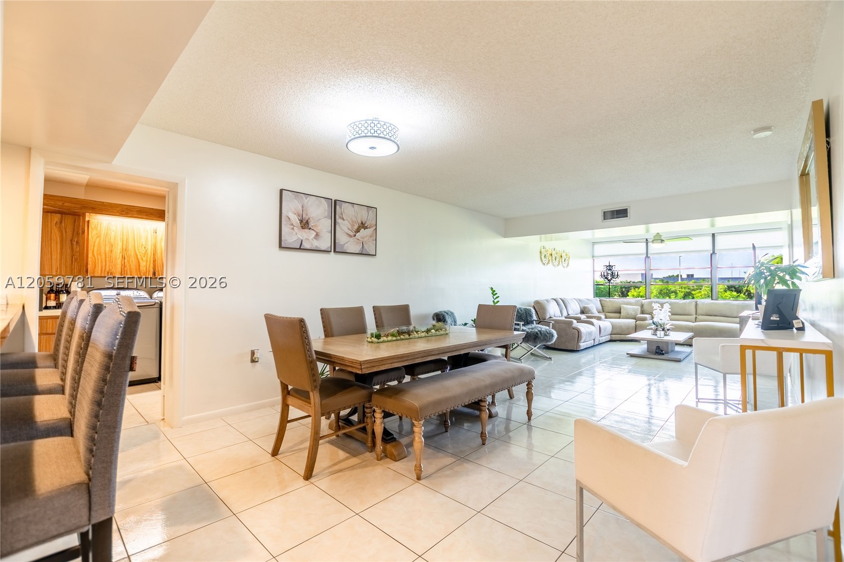 1508 S WHITEHALL #206, Davie FL 33324