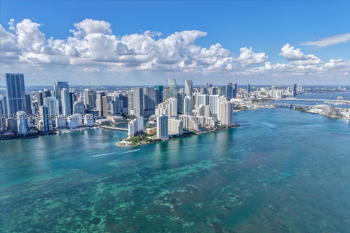 1300 S Miami Ave #UPH5, Miami FL 33130