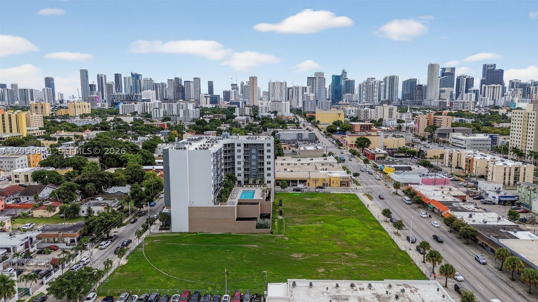 1110 NW 1st ST #313, Miami FL 33128
