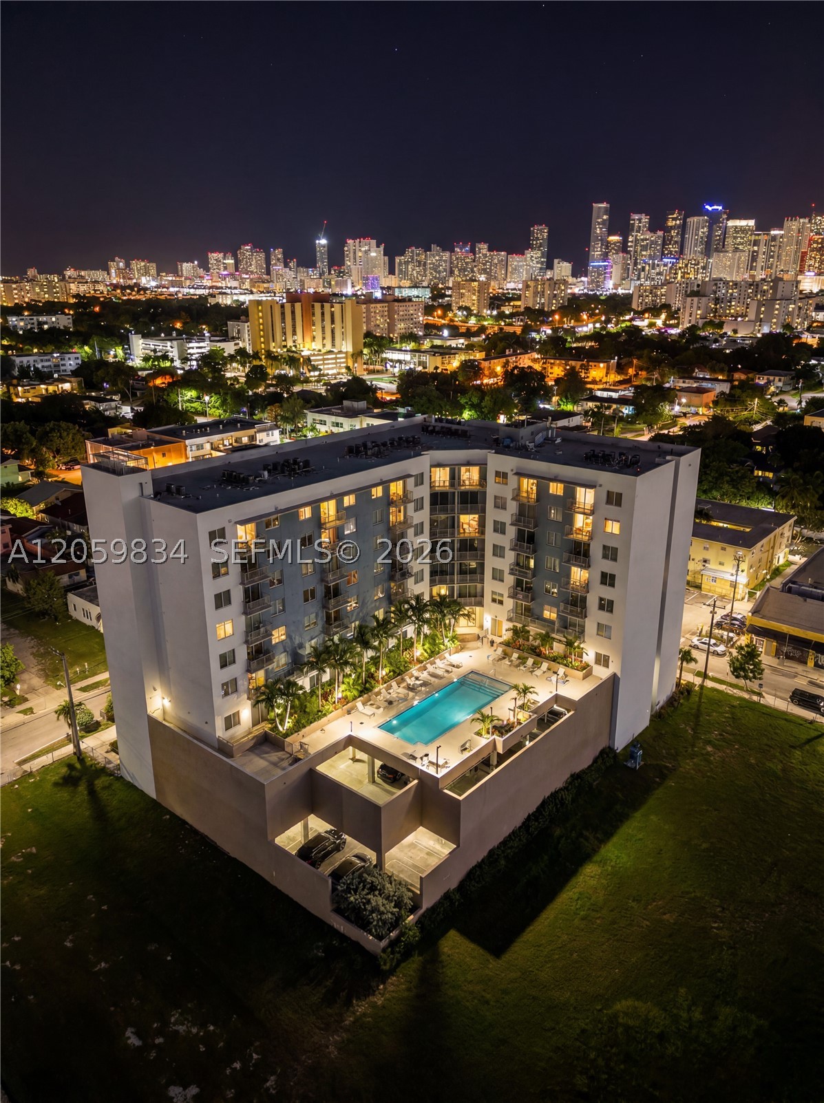 1110 NW 1st ST #313, Miami FL 33128