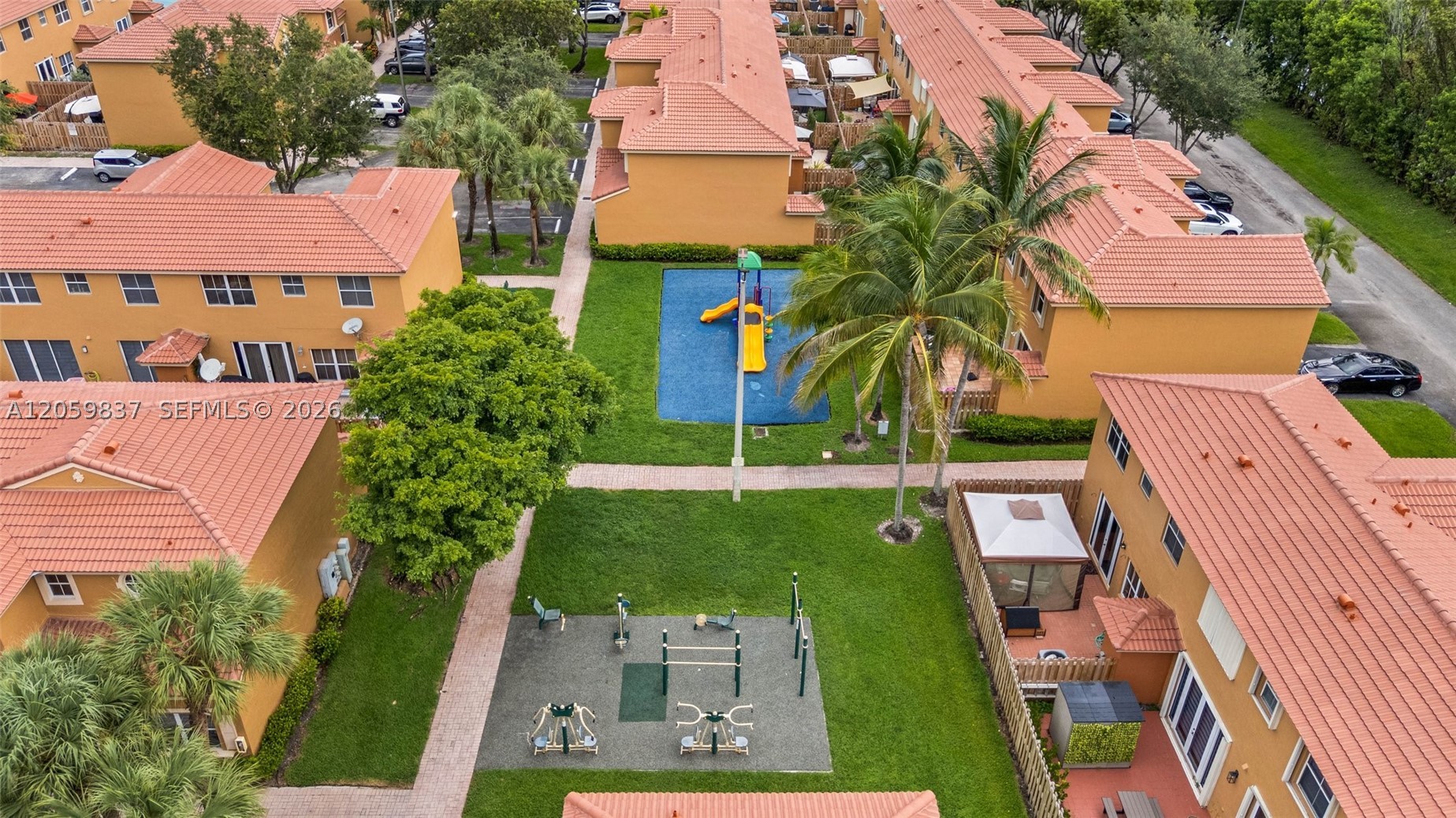 8424 NW 141st Ln #4307, Miami Lakes FL 33016