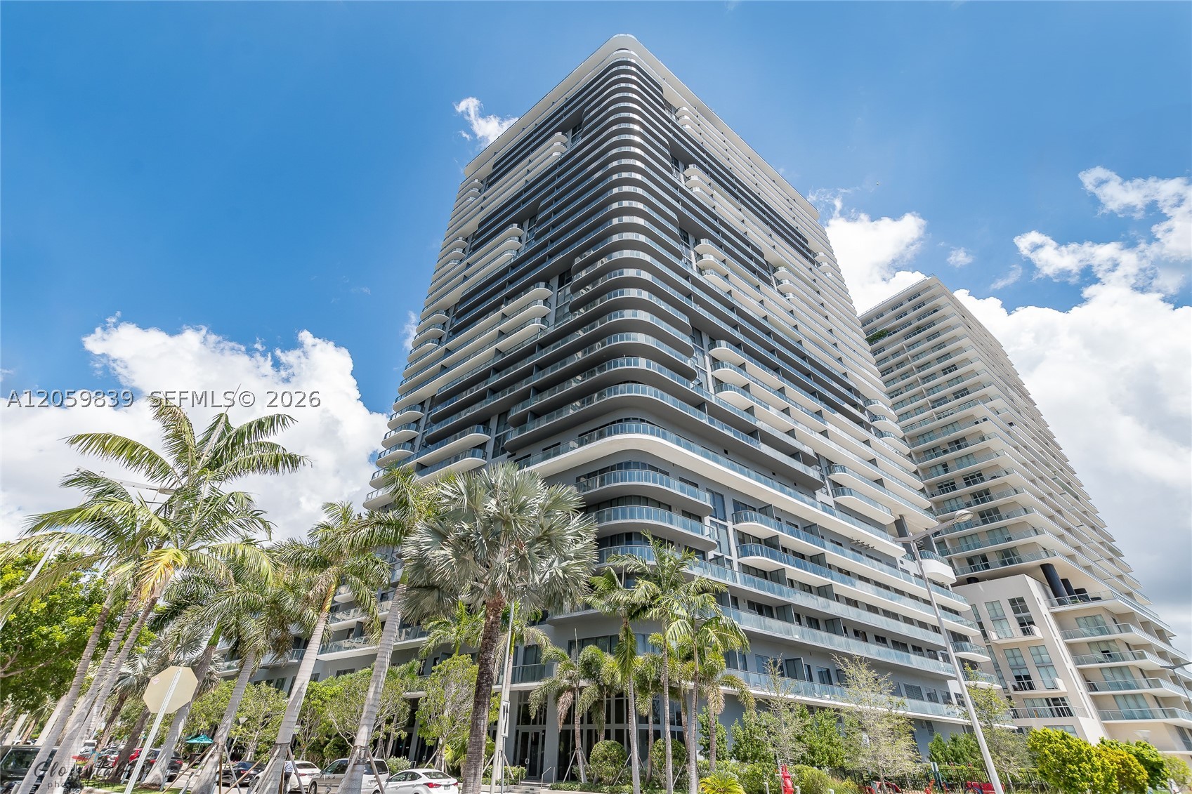 121 NE 34th St #2003, Miami FL 33137