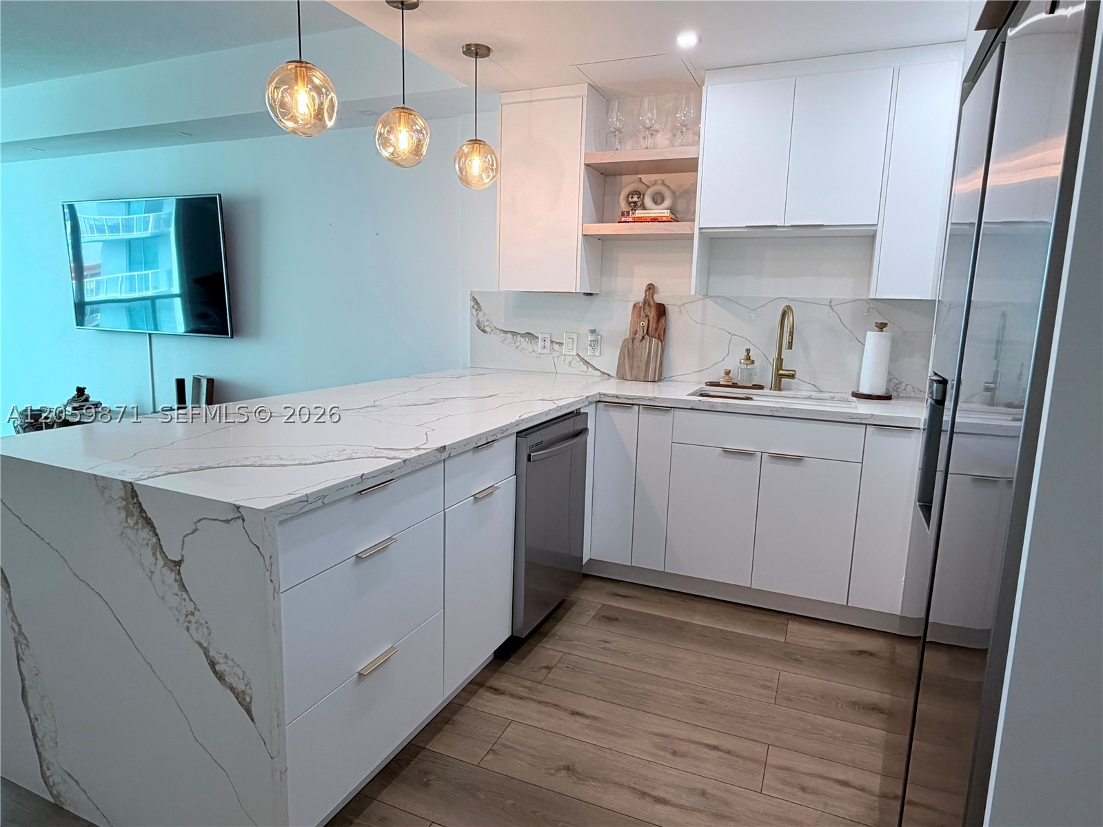 1900 N Bayshore Dr #1608, Miami FL 33132