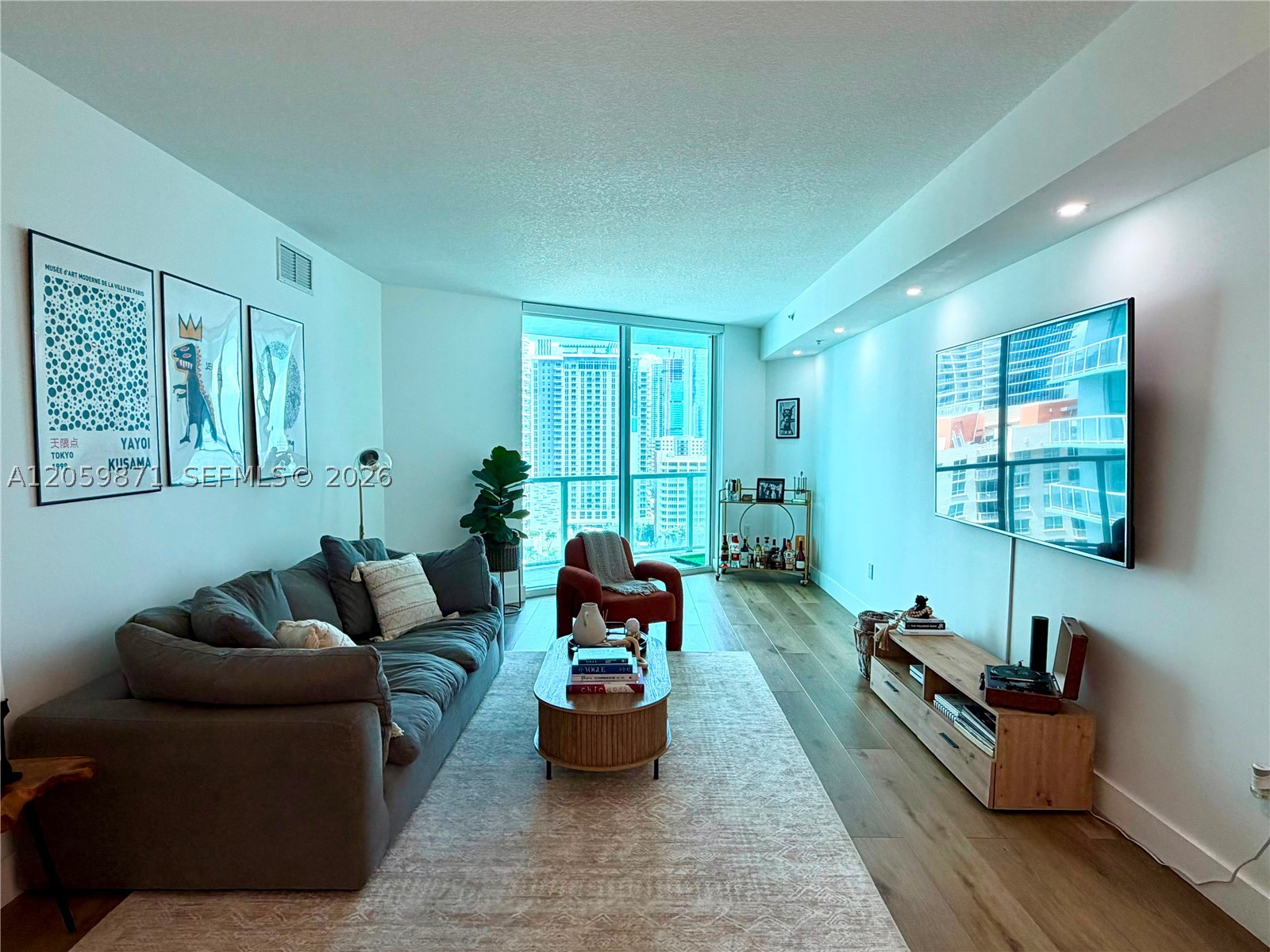1900 N Bayshore Dr #1608, Miami FL 33132