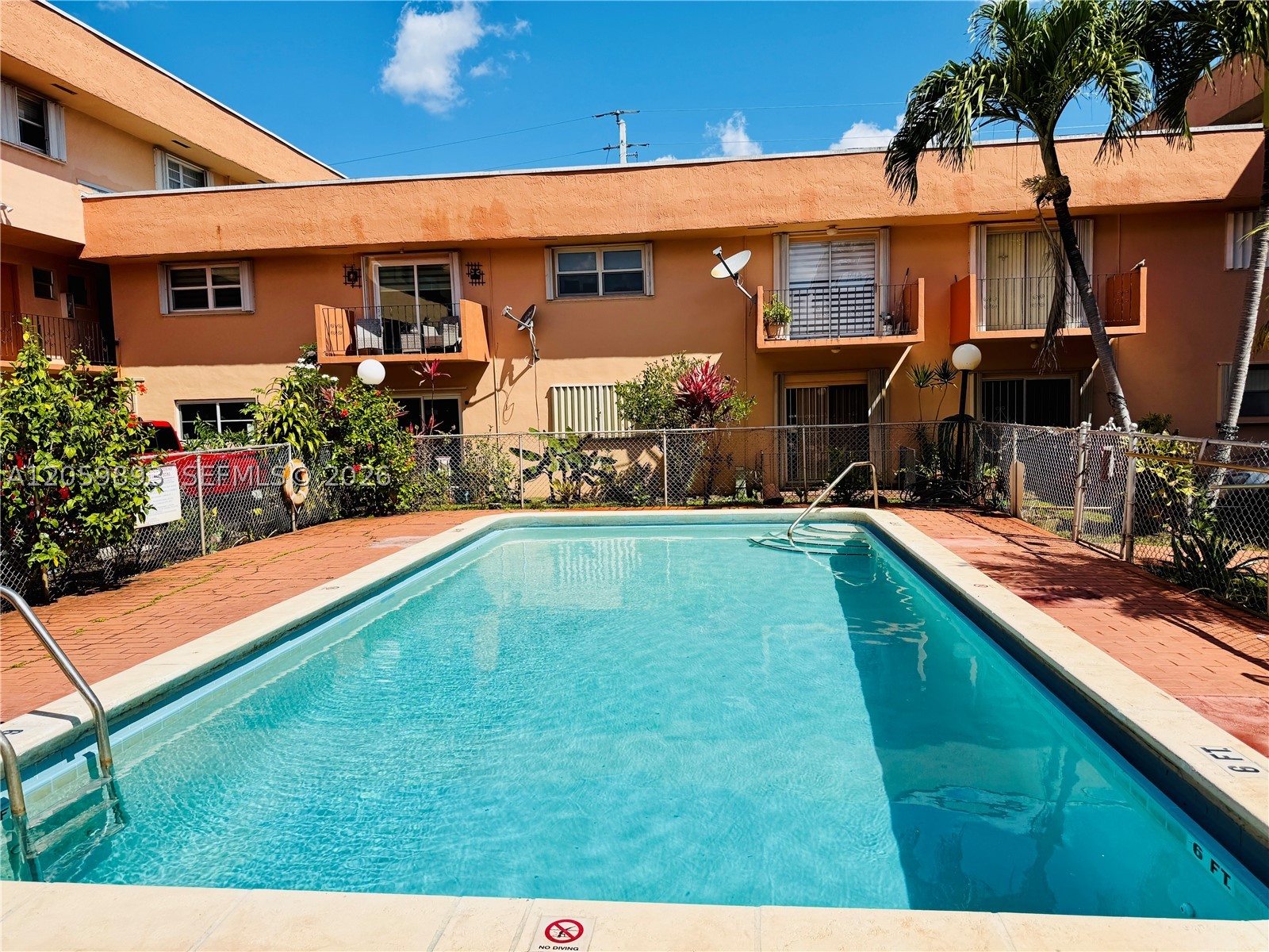 1100 W 35th St #8, Hialeah FL 33012