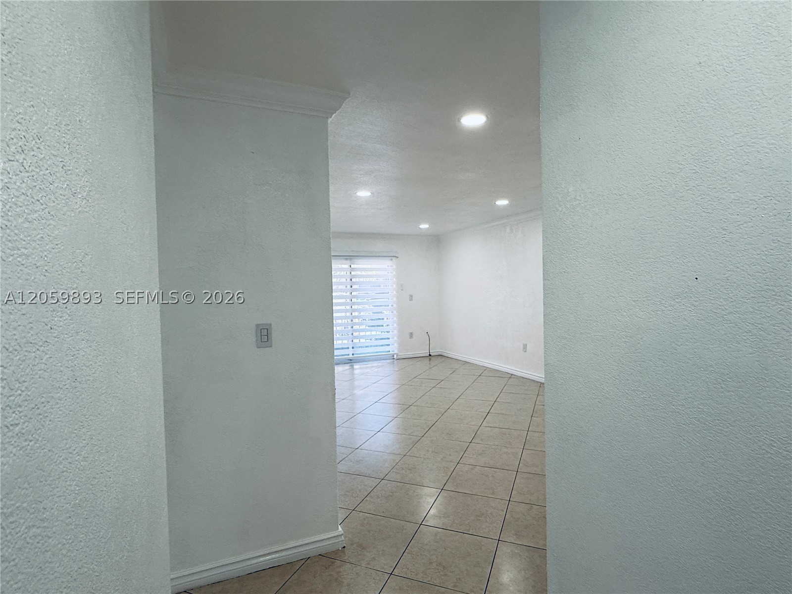 1100 W 35th St #8, Hialeah FL 33012