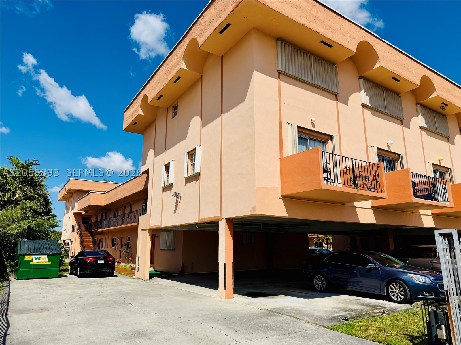 1100 W 35th St #8, Hialeah FL 33012