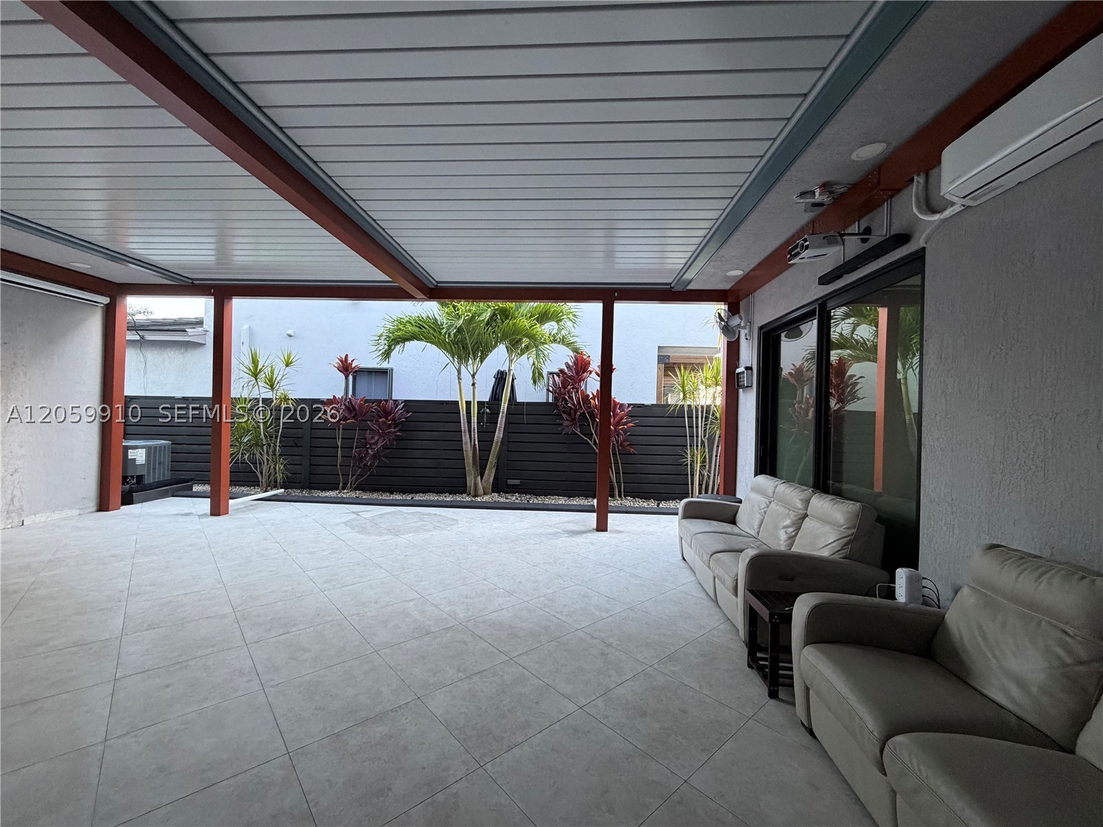 Miami FL 33196 - A12059910