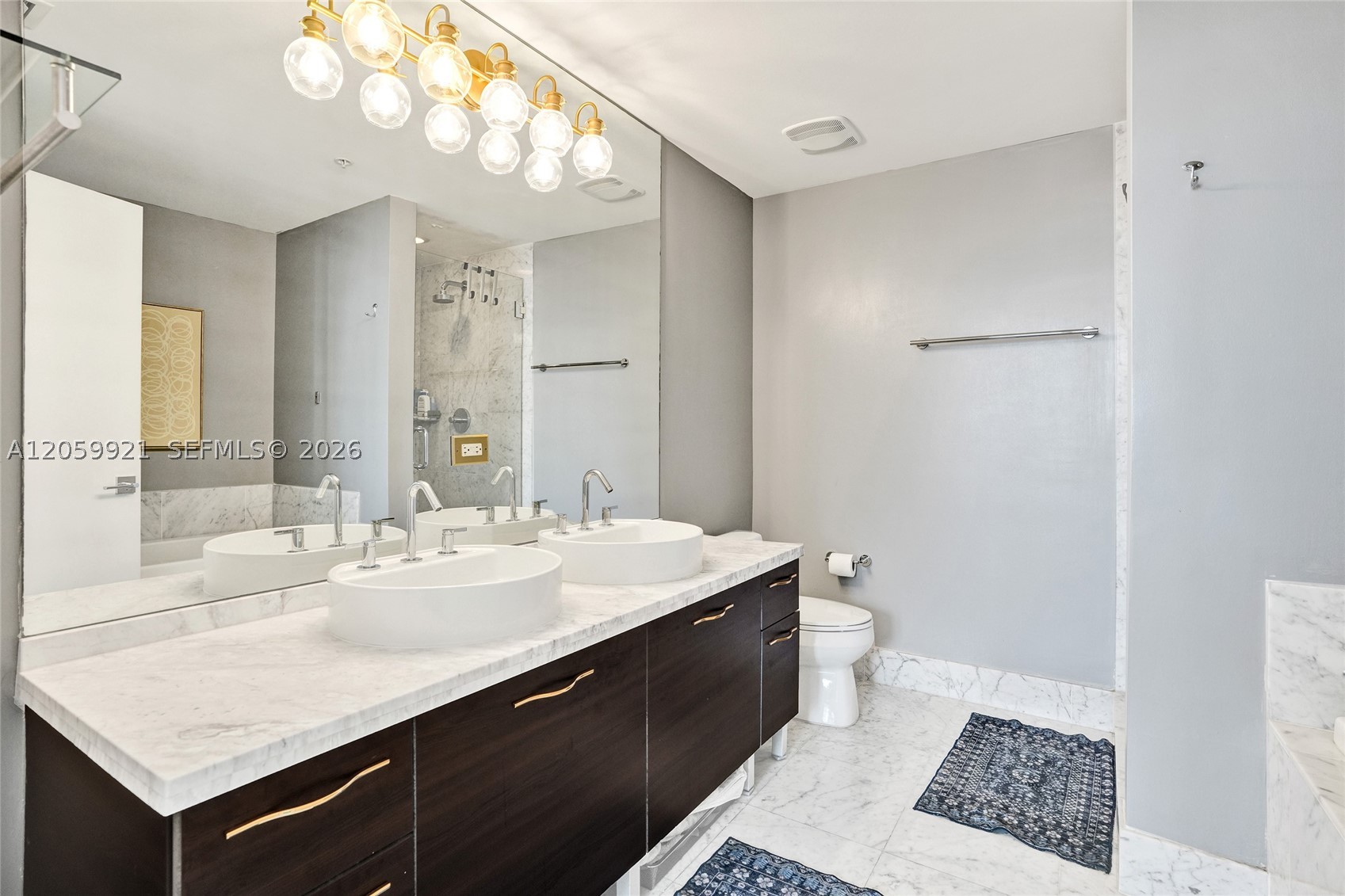 244 Biscayne Blvd #3409, Miami FL 33132