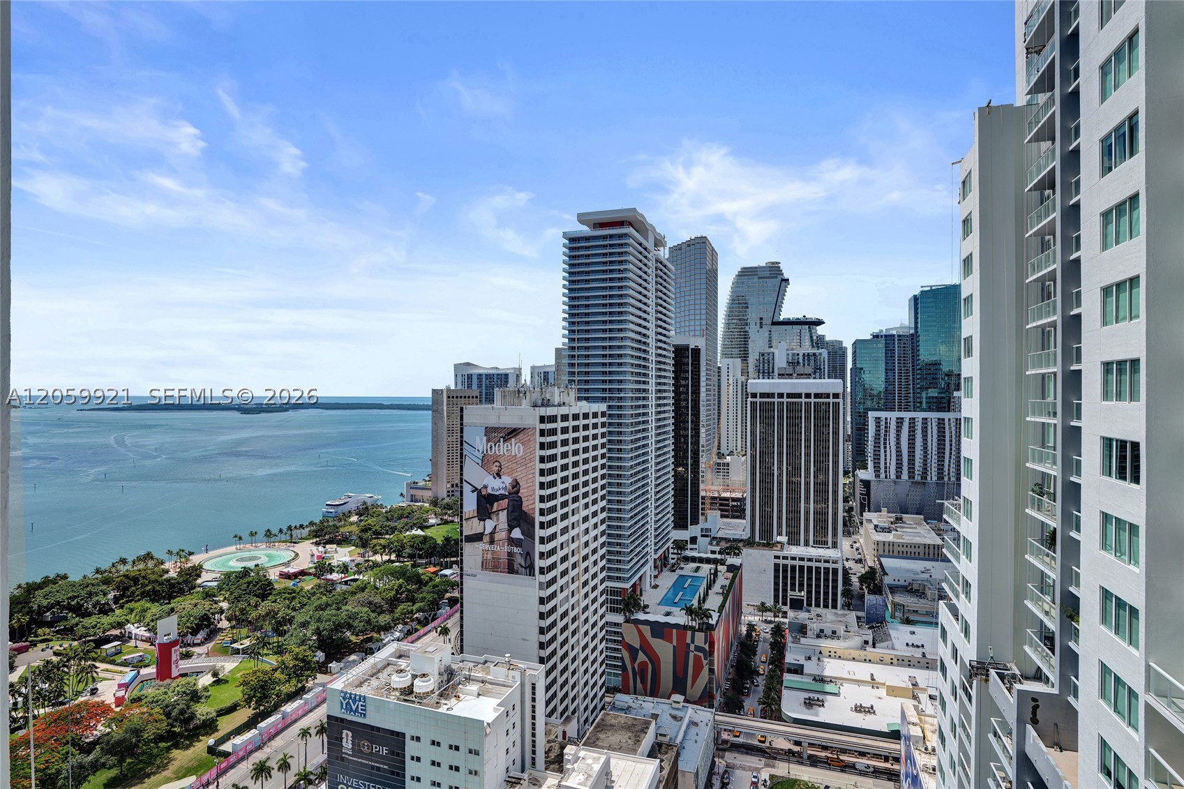 244 Biscayne Blvd #3409, Miami FL 33132