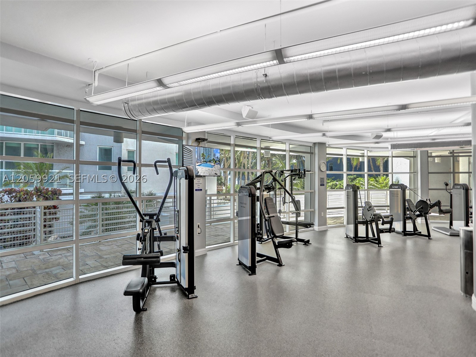 244 Biscayne Blvd #3409, Miami FL 33132