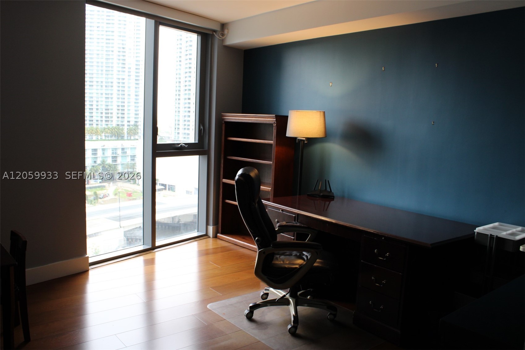 31 SE 6th St #1801, Miami FL 33131