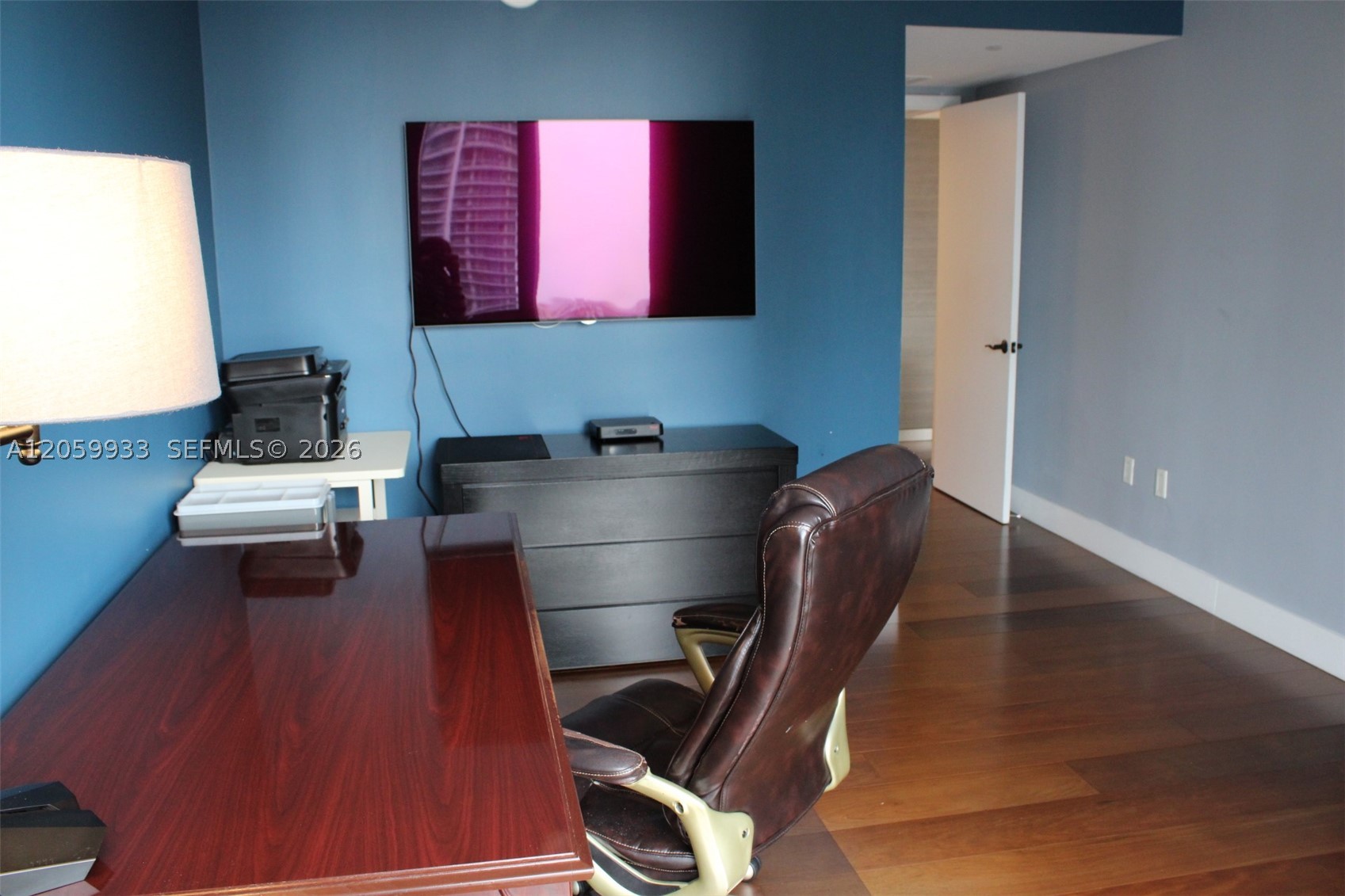31 SE 6th St #1801, Miami FL 33131