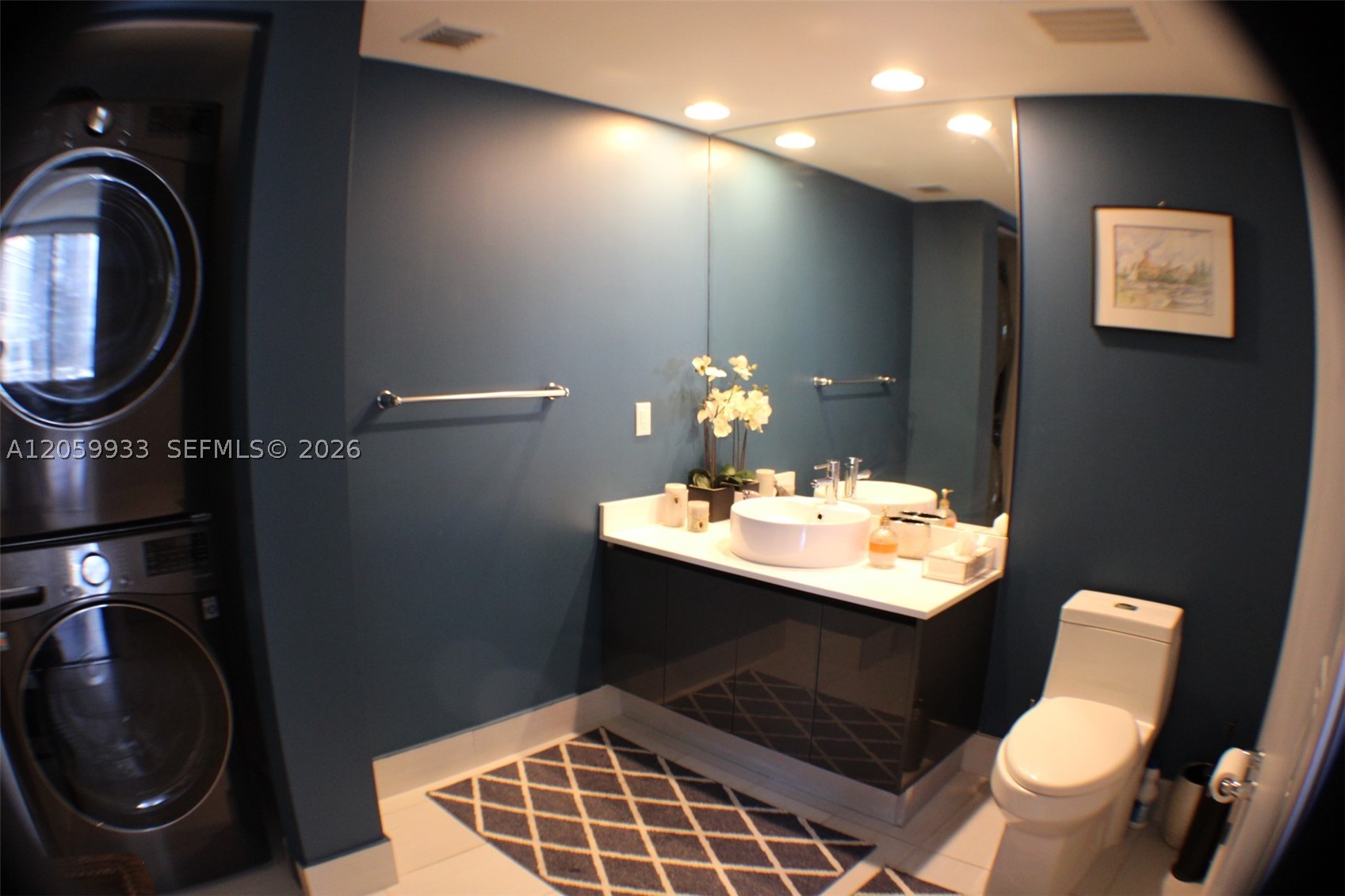 31 SE 6th St #1801, Miami FL 33131
