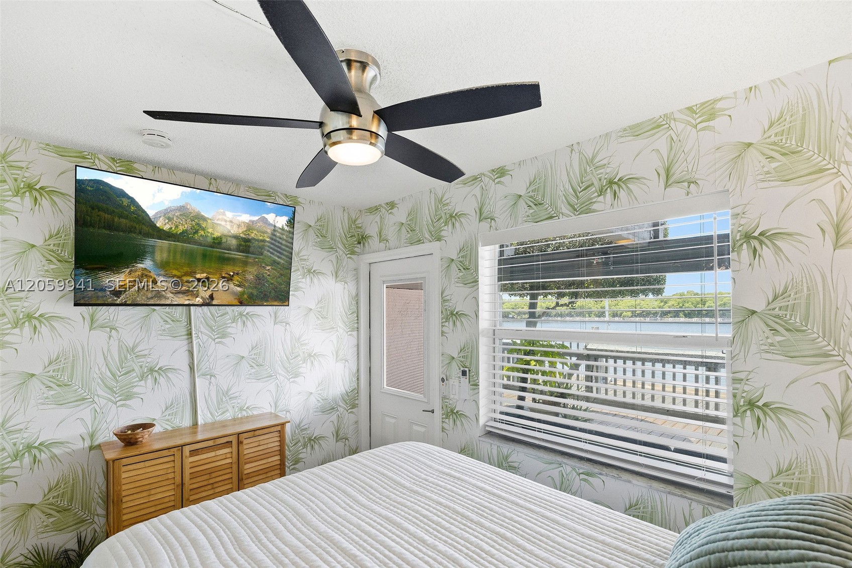1800 N Ocean Dr #203, Hollywood FL 33019