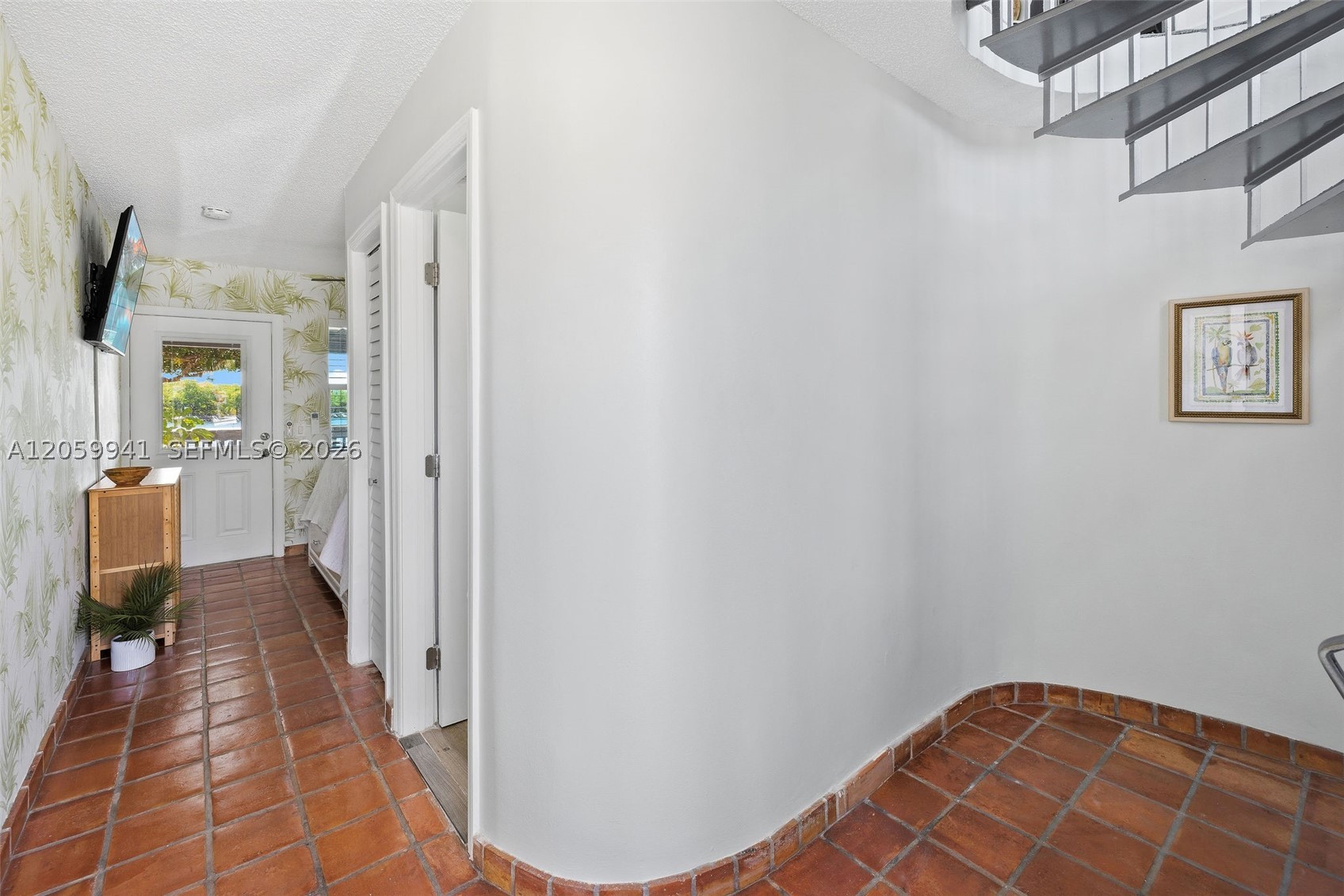 1800 N Ocean Dr #203, Hollywood FL 33019