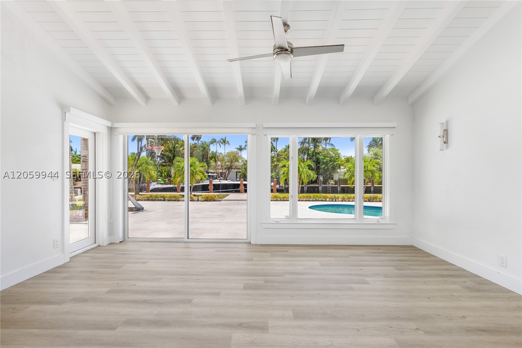 330 Coconut Isle Dr, Fort Lauderdale FL 33301