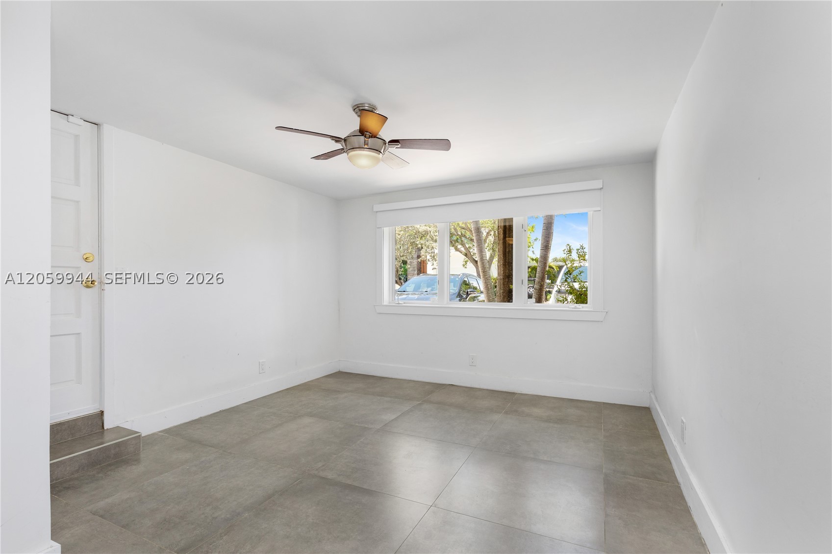 330 Coconut Isle Dr, Fort Lauderdale FL 33301