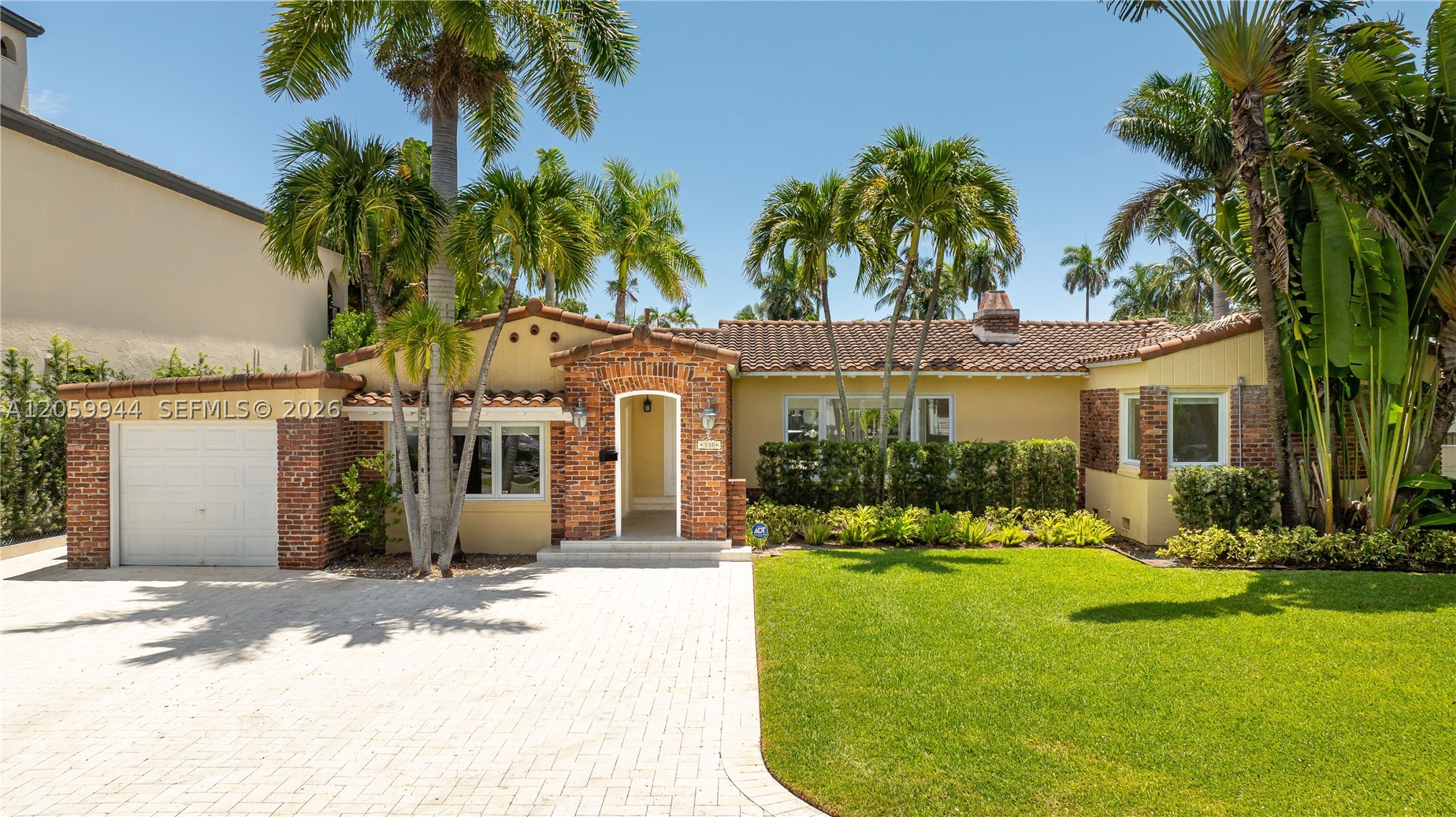 330 Coconut Isle Dr, Fort Lauderdale FL 33301