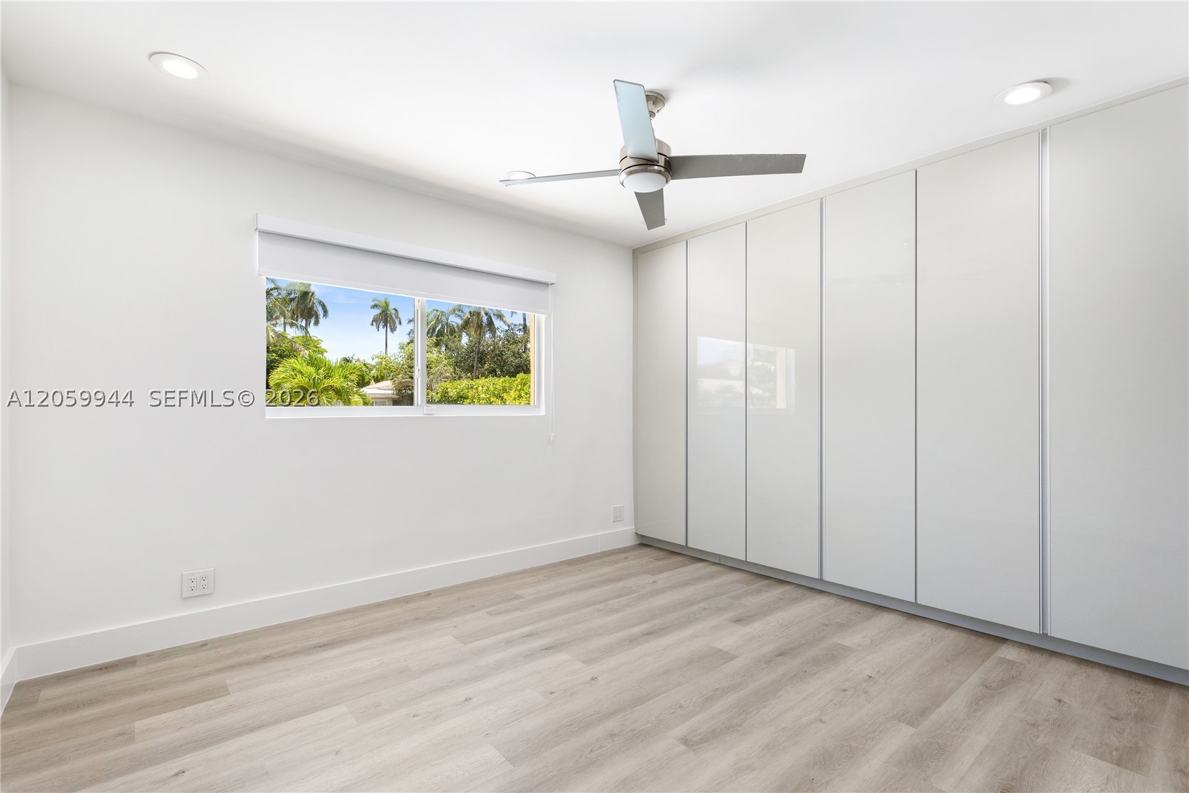 330 Coconut Isle Dr, Fort Lauderdale FL 33301