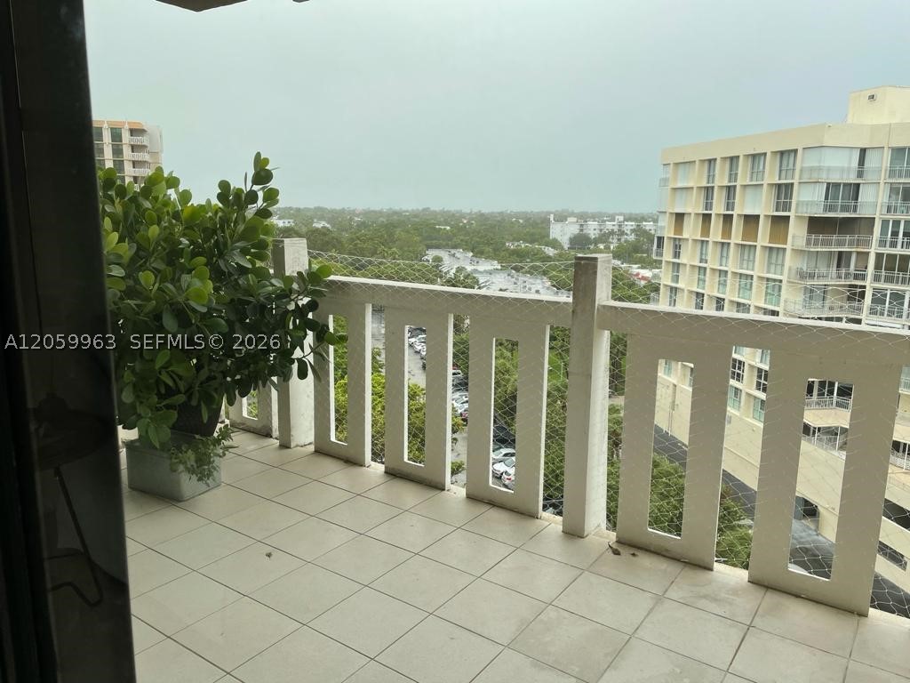 1111 Crandon Blvd #A807, Key Biscayne FL 33149