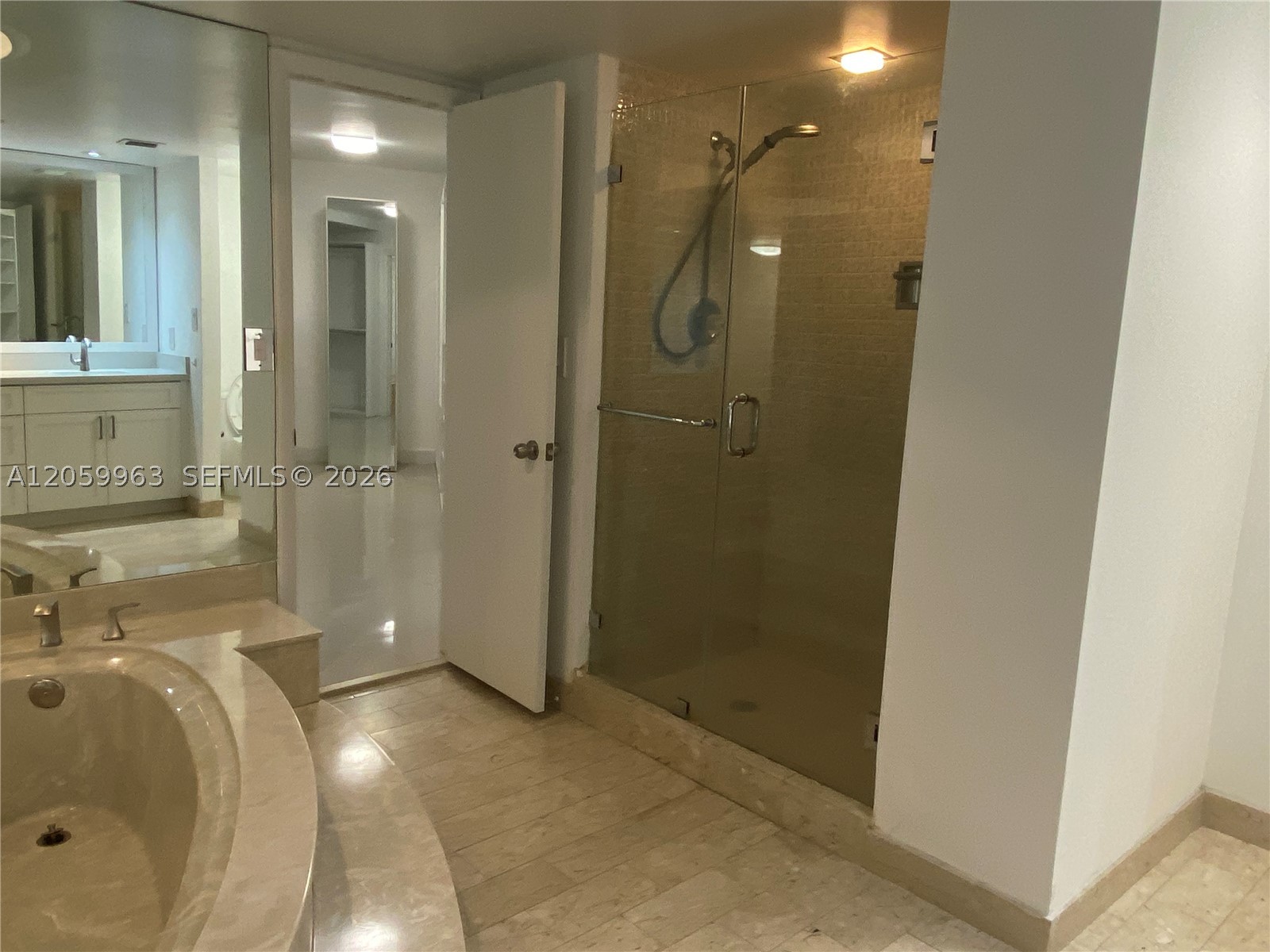 1111 Crandon Blvd #A807, Key Biscayne FL 33149
