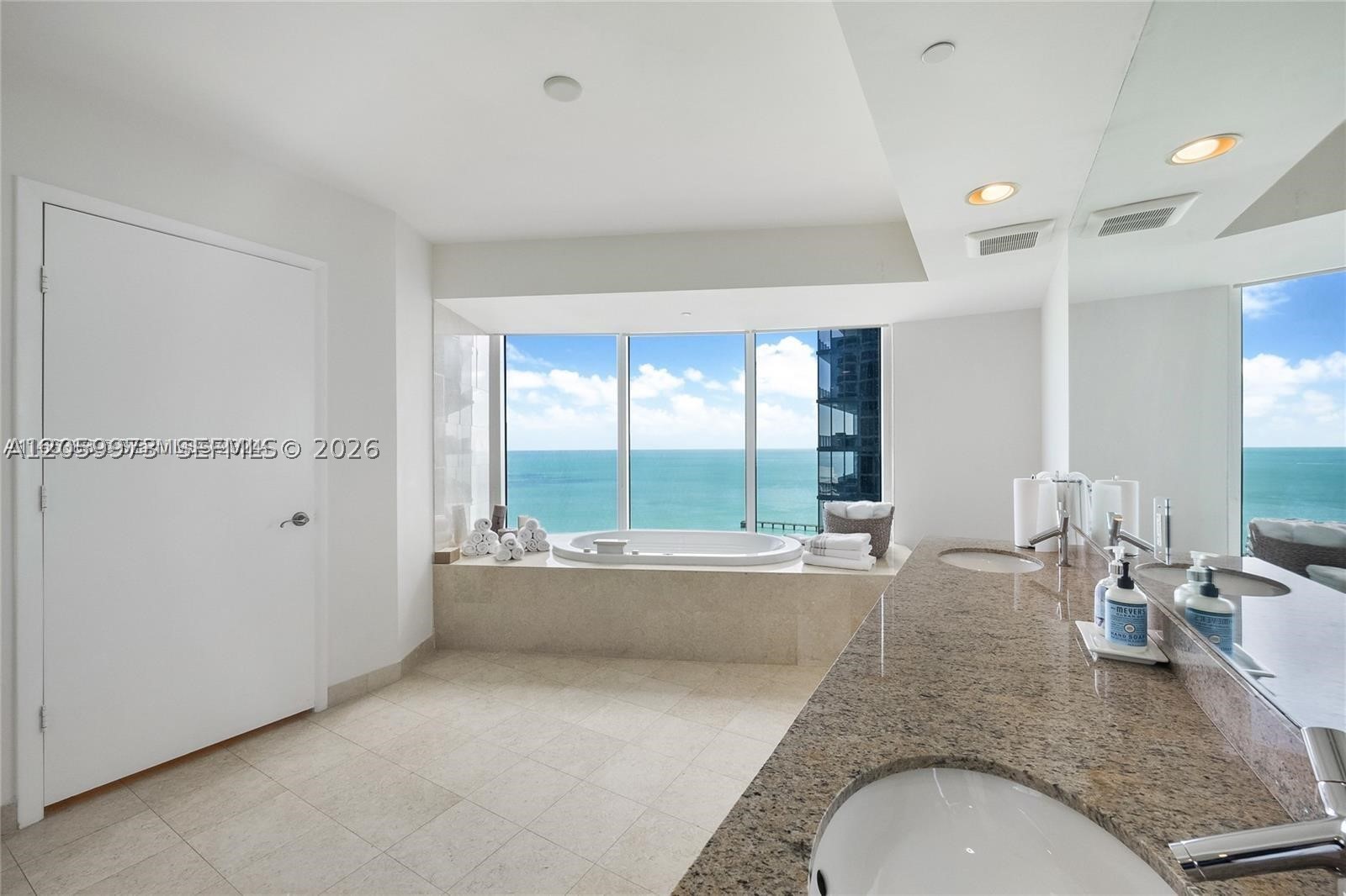 17201 Collins Ave #3501, Sunny Isles Beach FL 33160