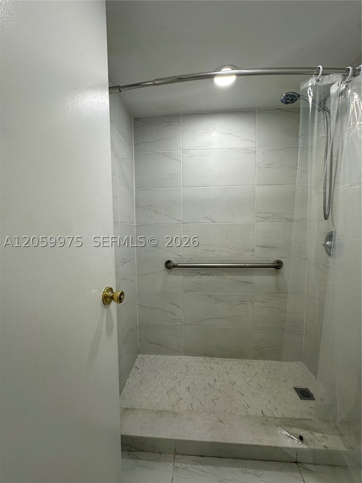 8990 SW 24th St #19, Miami FL 33165