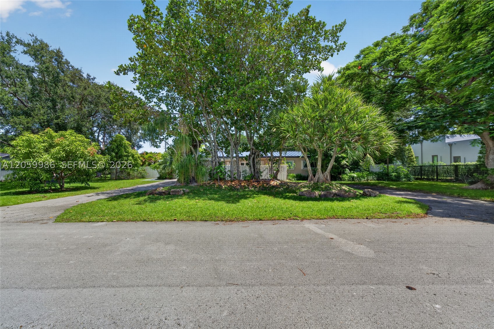 12935 SW 81st Ave #n/a, Pinecrest FL 33156